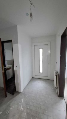 Modernisiertes Reihenhaus mit 5 Zimmern und Garage in Dümpten