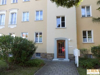 **Jetzt die richtige Entscheidung**Wohnung mit Tageslichtbad, Wohnküche, Balkon, EBK... im Denkmal!
