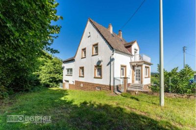 Naturnahes Einfamilienhaus in Leimen: Freistehend, grün und voller Ruhe