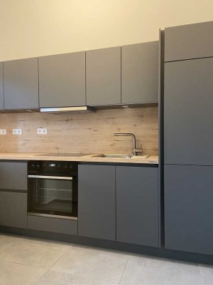 *** Großzügige 2-Zimmer-Wohnung im Loft-Stil - Küche inklusive ***