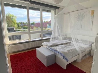 Helle, sonnige 2-Zimmer Wohnung mit Balkon: PROVISIONSFREI & BEZUGSREIF