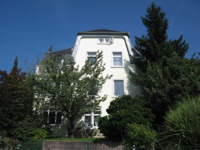 Altbau mit Panoramaausblick, 1,5-Zimmer-Wohnung in Baden-Baden