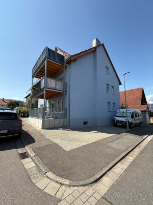 ERDGESCHOSSWOHNUNG 3 ZKB IN EDENKOBEN MIT GARTEN!