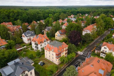 Top-Lage Dresden-Bühlau! Attraktive 3-Raum-Maisonette mit Balkon und Stellplatz - bezugsfrei!