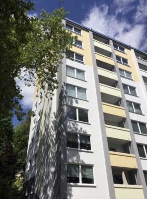 Idyllische Lage! Wohnung mit Weitblick und zeitgemäßem Bad.