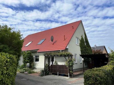 Zeitnah verfügbar - Moderne und sehr gepflegte Doppelhaushälfte in Zepernick