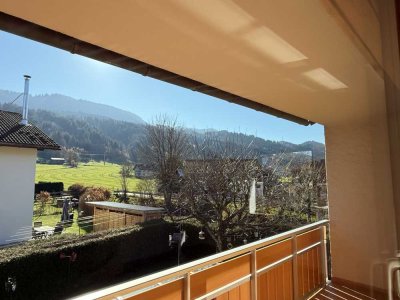 Helle 3,5-Zimmer-Wohnung mit Balkon in Oberstaufen, Ortsteil Konstanzer