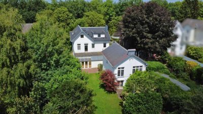 Altbauvilla mit Remise auf 1.509 m² Grundstück - Wohnen & Arbeiten auf höchstem Niveau