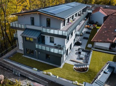 Geschmackvolle, neuwertige 2-Zimmer-Erdgeschosswohnung mit geh. Innenausstattung mit Terrasse
