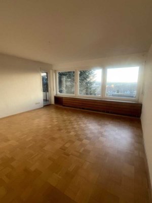 5-Zimmerwohnung mit Balkon und traumhafter Aussicht über die Dächer von Heilbronn