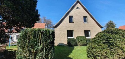 WOHNEN AM WESTLICHEN STADTRAND VON MINDEN
VERMIETUNG EINER RENOVIERTEN 2 ZIMMER - WOHNUNG