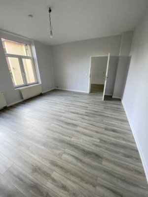 4  ZKB Balkon *Großzügige Familienwohnung in Top-Innenstadtlage
