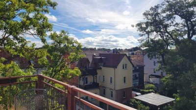 Wohntraum mit 5 Zimmern im Altbau mit großem Südbalkon in attraktiver Lage von Gotha