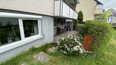 Gepflegte 2-Zimmer-Souterrain-Wohnung mit schöner Terrasse und EBK in Grünkraut