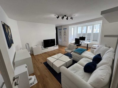 Charmante 2-Zi. Altbauwohnung mit EBK in bester Lage (Pontviertel)