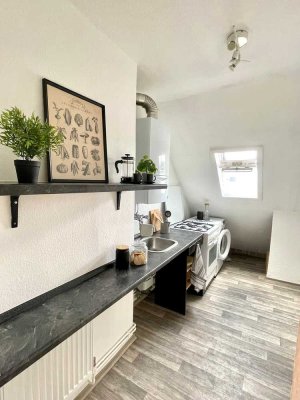 Gemütliche Dachgeschosswohnung mit zwei Zimmern in zentraler Lage Hannovers!