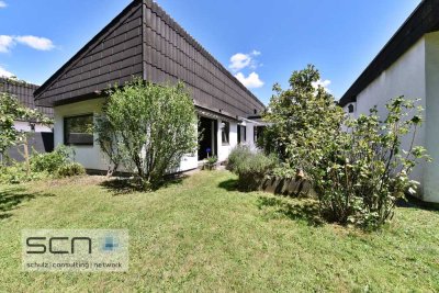 Bezugsfreies RMH mit Atrium und Garten