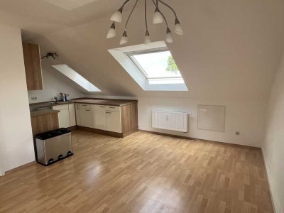 Helle 2-ZKB in Augsburg Hammerschmiede – 59m², EBK, Fernwärme