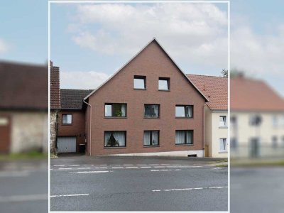 Für Generationen gemacht: Solides Mehrfamilienhaus mit traumhaften Garten und Ausblick in Barntrup