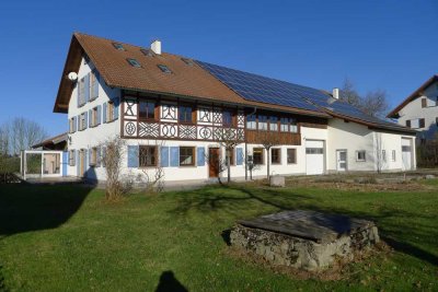Große, südausgerichtete 191m²-Wohnung in ruhiger Weilerlage zwischen Wangen und Leutkirch mit Garten