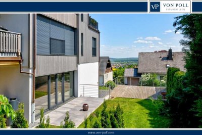 Außergewöhnliches Wohnen mit Fernblick im Haus-im-Haus-Stil - mit 3 Terrassen, Garten & Doppelgarage