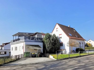 Flexibel nutzbares Wohn- und Geschäftshaus mit exklusiver Penthouse-Wohnung in Sachsenheim
