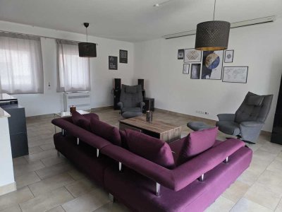 Hier steht Ihr Wohnmobil sicher...... bei dieser Immobilie im Loft-Stil!