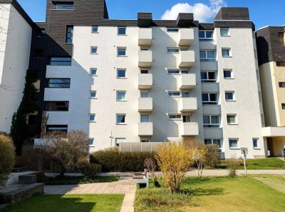 Möblierte 2 ½ Zimmer Wohnung mit Loggia in München-Hadern