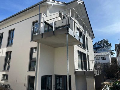 Neubau Erstbezug hochwertige 2-Zimmer-Wohnung mit S/W Balkon in Taunusstein