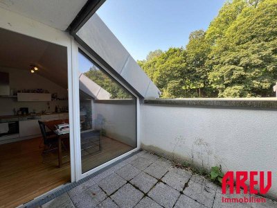 WOHNEN WO DAS STADTLEBEN PULISERT - MIT TERRASSE ZUM DURCHATMEN - TOP 11