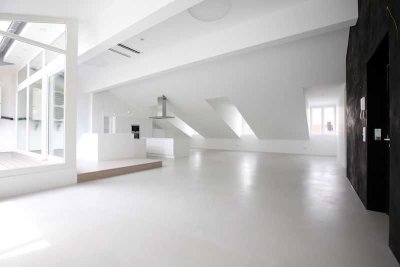 Modernes Luxus-Penthouse im Westend