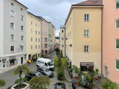 LINKE ALTSTADT | Reizende 2 Zi.-Wohnung am Papagenoplatz