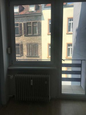Heidelberg, schöne 4-Zimmer Wohnung mit Balkon in Toplage