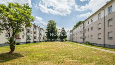 Schorndorf: Gepflegte 2,5-Zi.-Whg. mit West-Loggia, EBK & eigenem Außenstellplatz