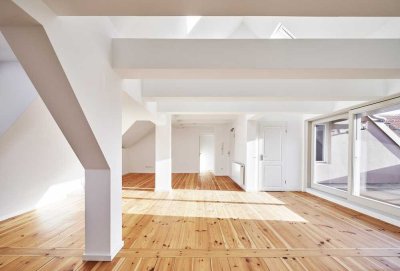 Attika-Traum:  möblierte DG-Terrasse im Auftrag der Eigentümerin