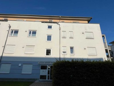 Ohne Makler - 2,9 % Rendite - Vermietete 1-Raum-Wohnung mit gehobener Innenausstattung mit EBK in In