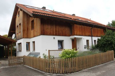Schöne Doppelhaushälte in ruhiger Lage in Kolbermoor (Kreis Rosenheim)