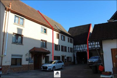 Rechte Seite eines modernen Dreifamilienhauses – Komplett saniert und vielseitig nutzbar!