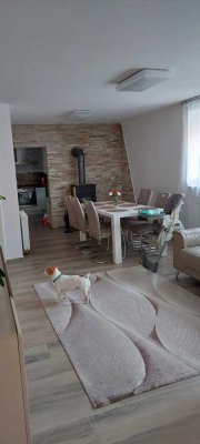 * für Anleger *  EFH in Böttingen