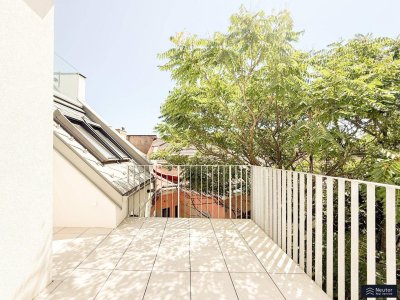 ERSTBEZUG - EXKLUSIVER DACHGESCHOSS AUSBAU - GRÜNBLICK - EINZIGARTIGES WOHNGEFÜHL - IM BEGEHRTEN 18. BEZIRK WÄHRING