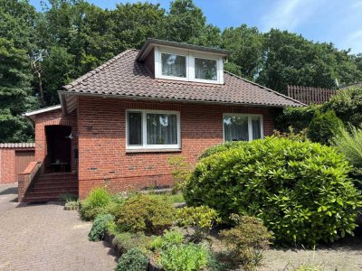 Solides Einfamilienhaus mit schönem Garten in ruhiger Lage von Hemmoor Basbeck