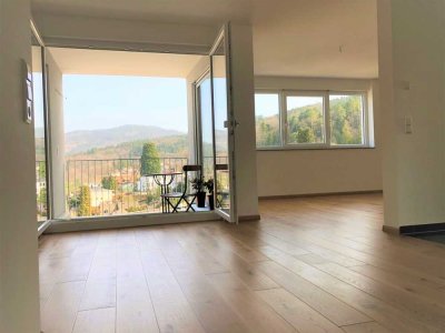 Einziehen, Wohlfühlen: 3-Zimmer-Wohnung mit herrlichem Panorama und modernem Wohnambiente