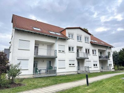 Frisch renoviert! 2-Raumwhg. mit Balkon, TG-Stpl. (duplex, saniert), Neubau 1997! Leerstand!