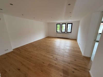 Erstbezug nach Sanierung: 
 3-Zimmer-Wohnung in der Innenstadt
