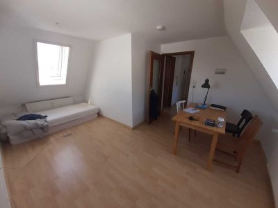 Gepflegte, schöne 3-Zi.-Wohnung + TL-Bad + Keller + gute Lage in S-Wangen *