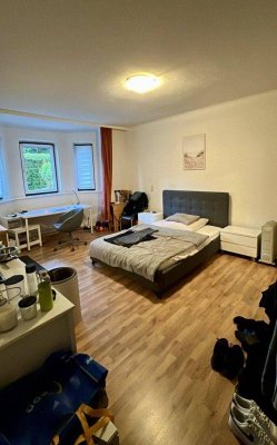 2 Garconnieren am Höttinger Südhang: Helles Anleger-Duo oder kompakte 2-Zimmer-Wohnung