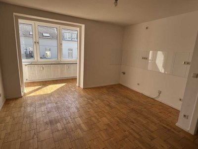renovierte 1,5 Zimmer Wohnung zu vermieten