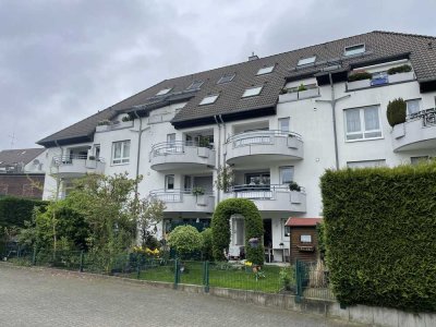 Ansprechende 4-Raum-Wohnung mit EBK und Balkon in Solingen