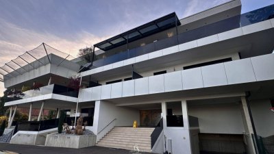 Luxuriöse 2-Zimmer-Wohnung mit großem Balkon in einer exklusiven Wohnanlage