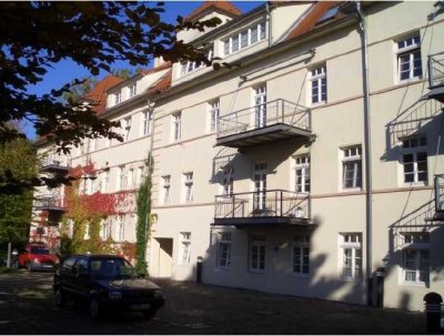 Schöne 2-Zimmer-Wohnung mit Balkon und EBK in Bünde Zentrum